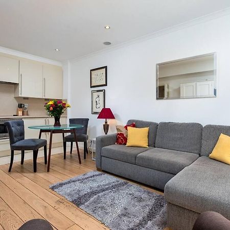 Chic Apartment - Fabulous Central Location In Zone 1 London Exteriör bild